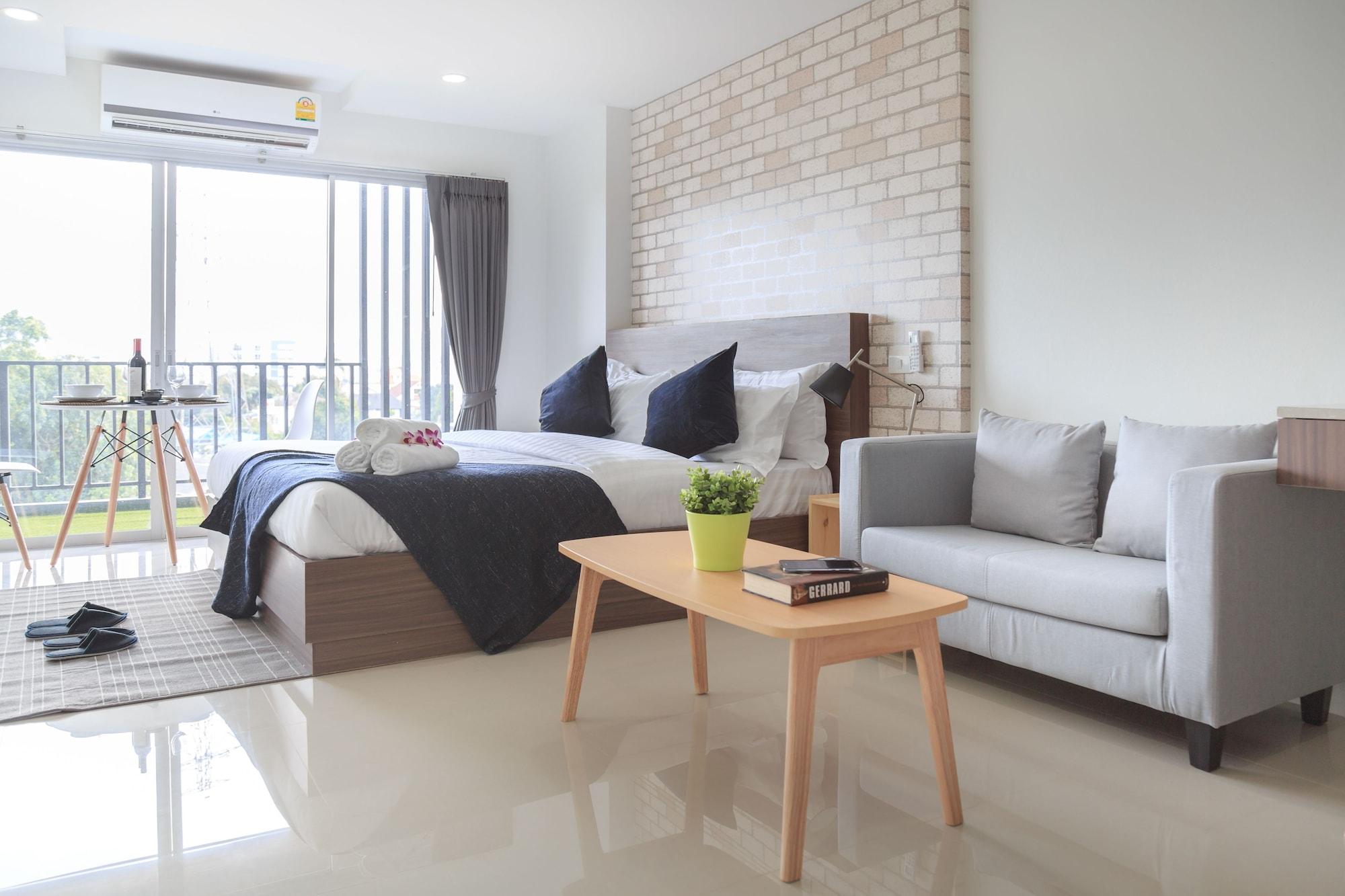Q Space Residence Банкок Екстериор снимка