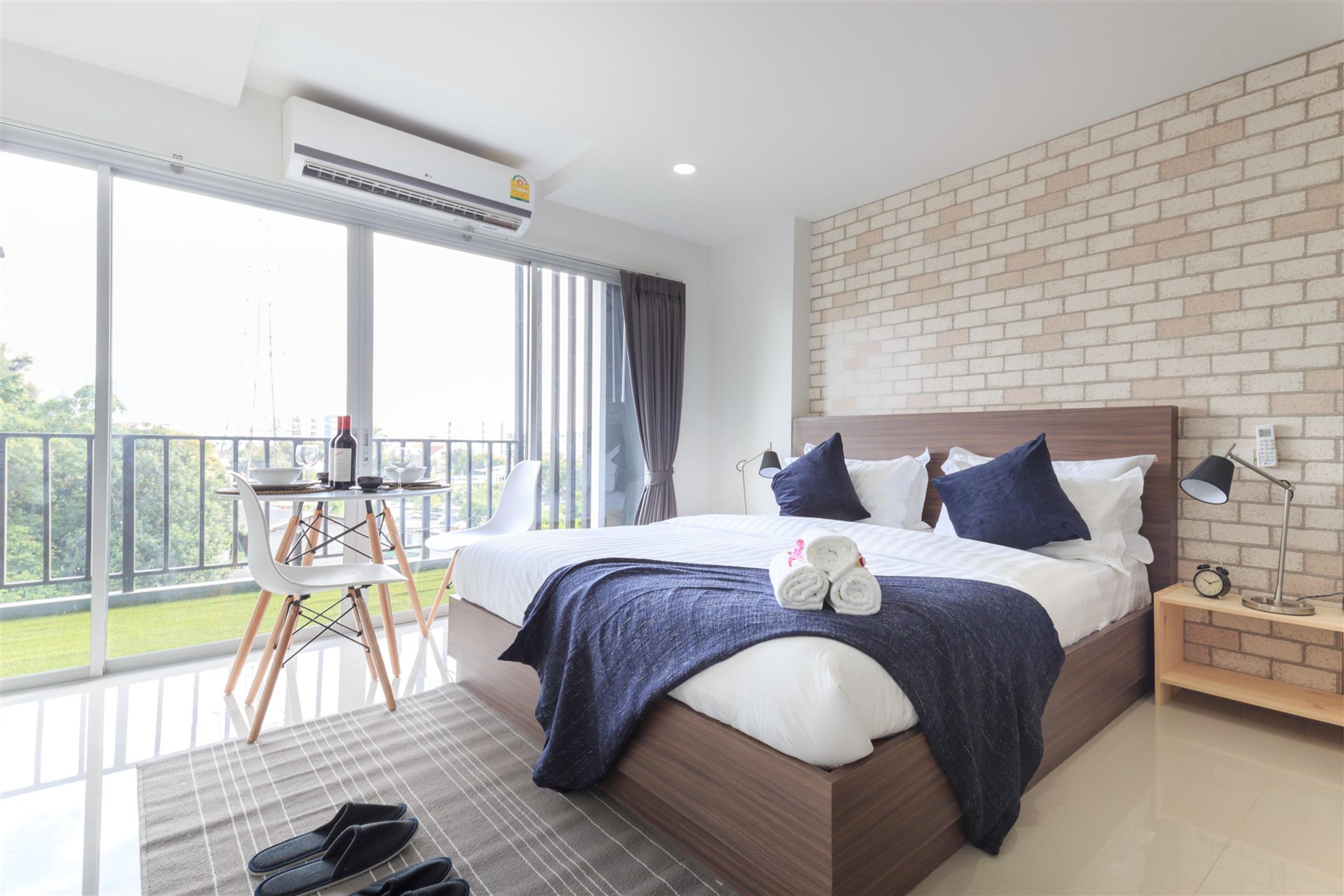 Q Space Residence Банкок Екстериор снимка