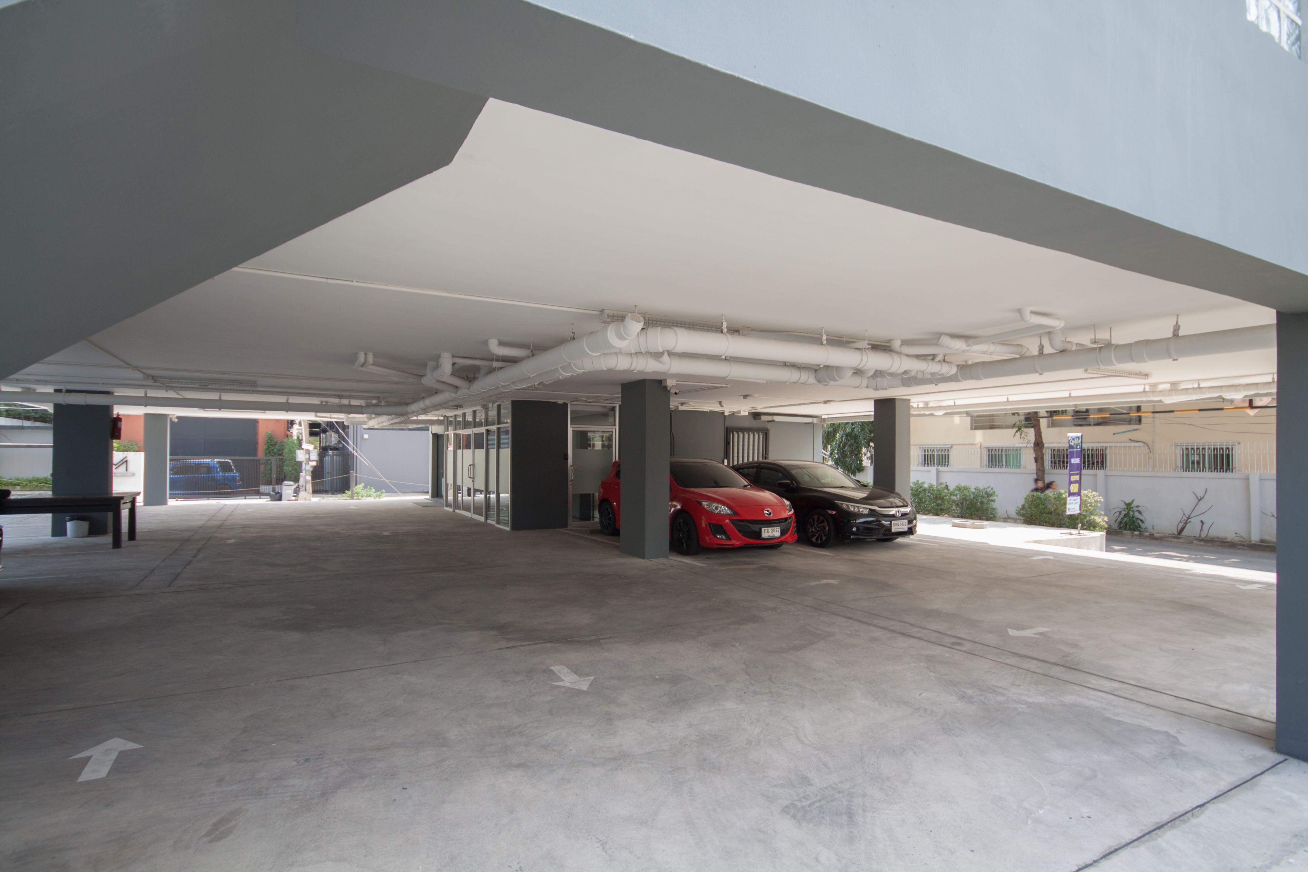 Q Space Residence Банкок Екстериор снимка