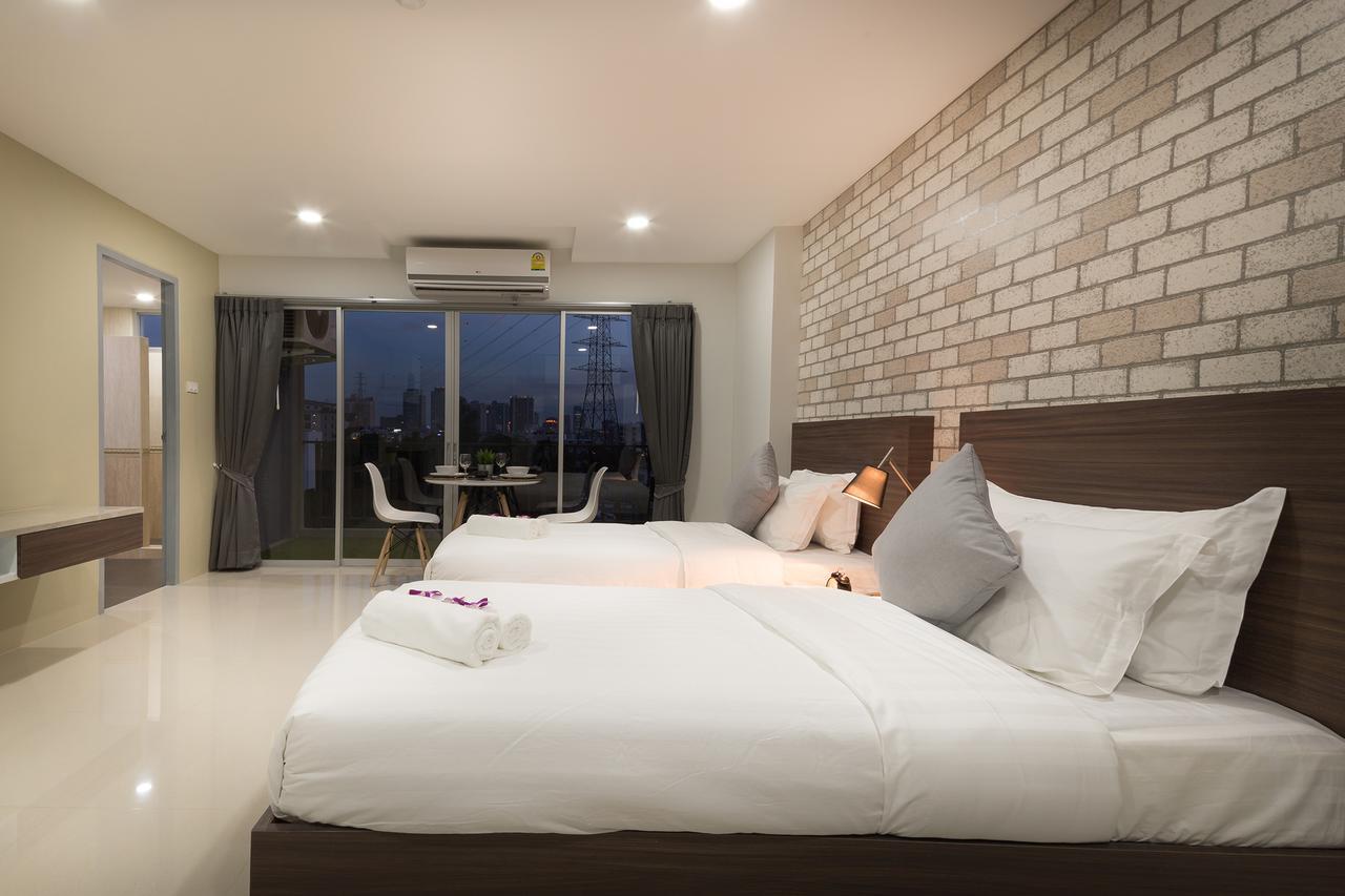 Q Space Residence Банкок Екстериор снимка
