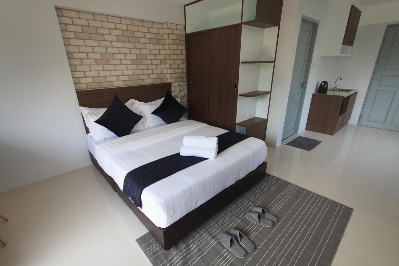 Q Space Residence Банкок Екстериор снимка